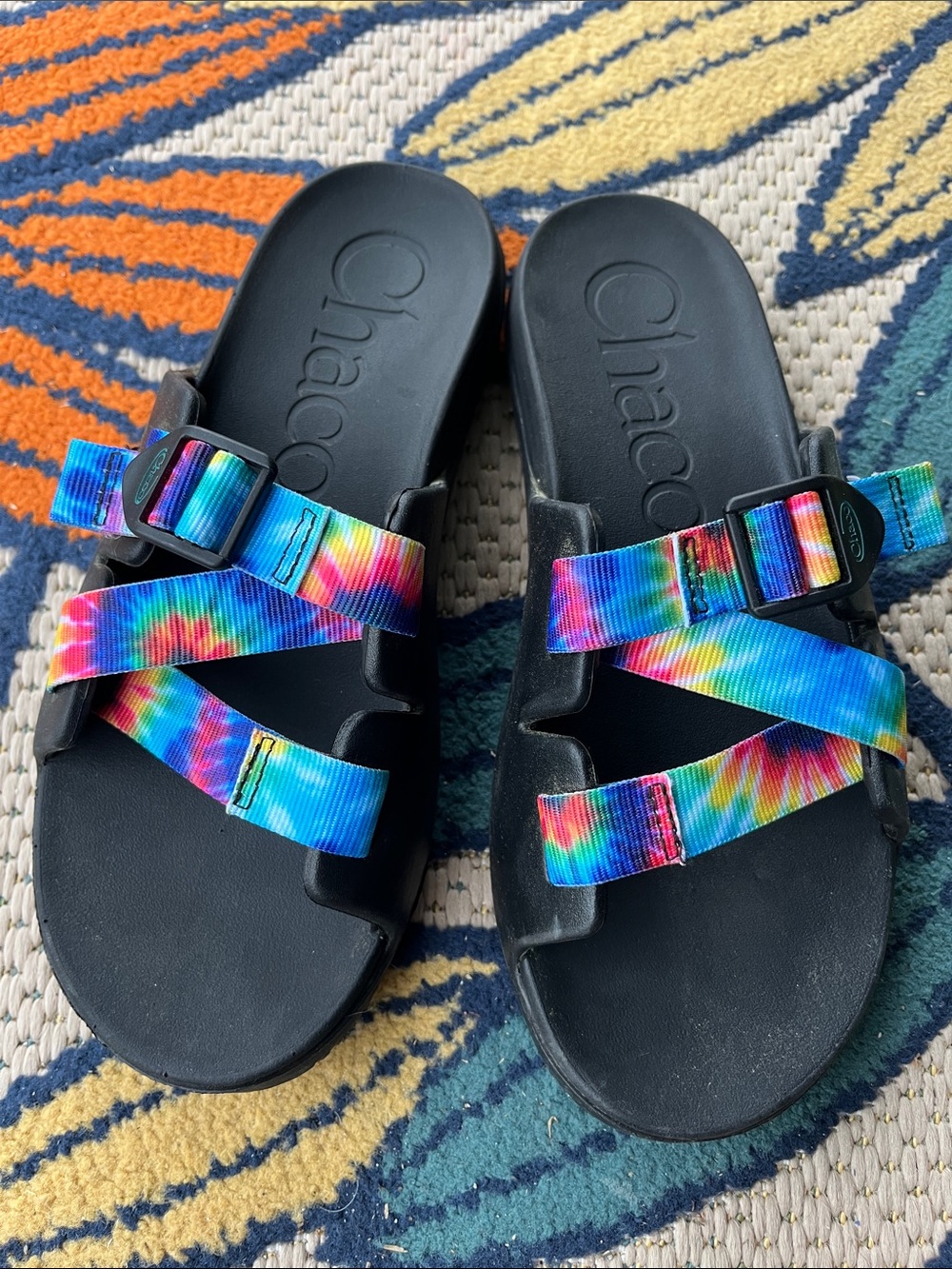Chaco new big kids 6, adjustable tie dye slides